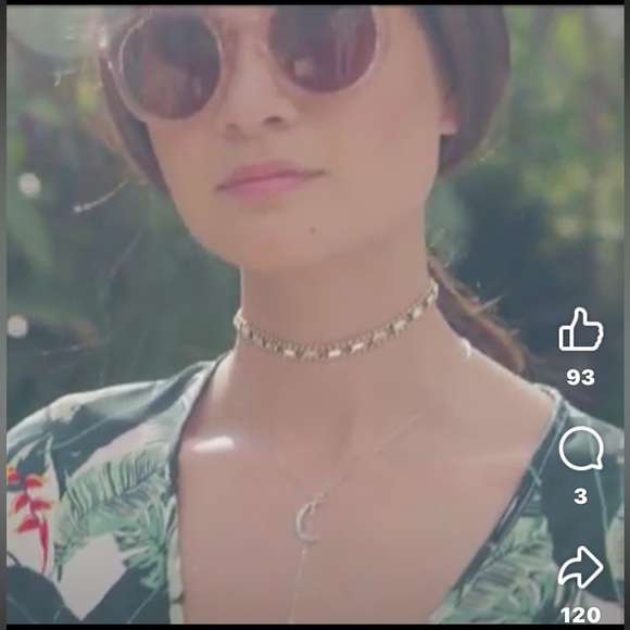 Jen Atkin x Chloe + Isabel 6 in 1 Headwrap, Choker, Bracelet, Belt NWT - Picture 3 of 10